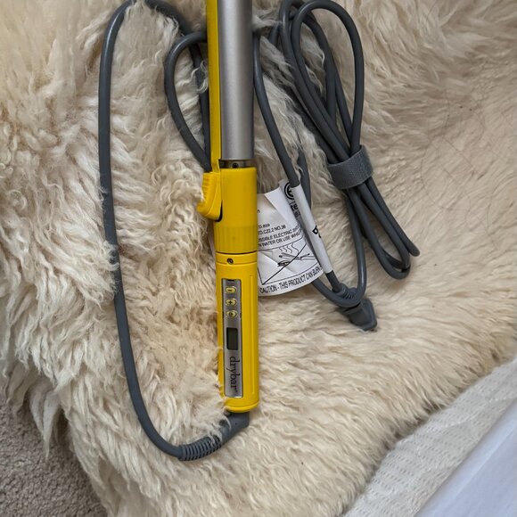 Drybar 3-Day Bender 1” Digital Curling Iron - Preowned - Picture 8 of 12